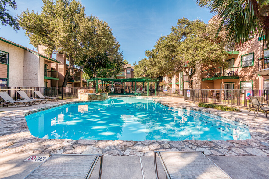 Primary Photo - Woodland Apts San Antonio