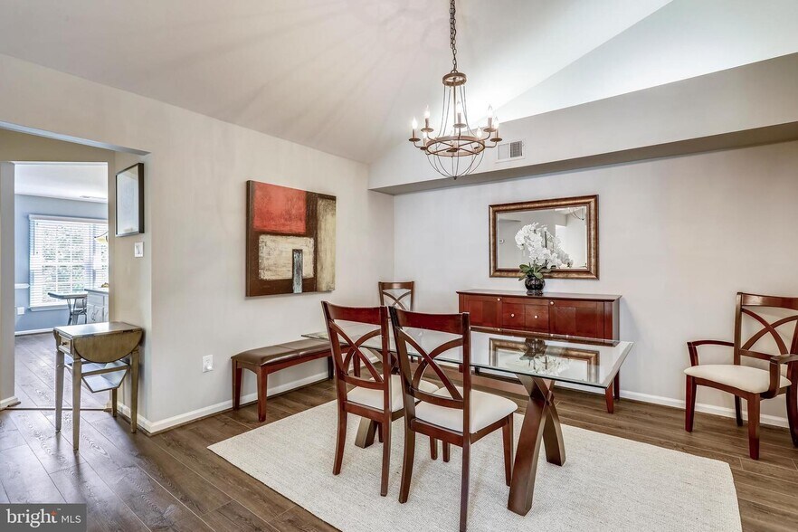Building Photo - 5717 Balsam Grove Ct