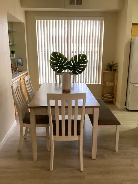 Building Photo - 14950 W Mountain View Blvd