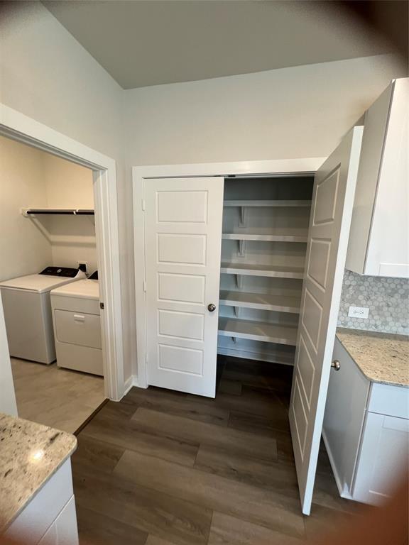 Building Photo - 1722 Cayden Oak Ln