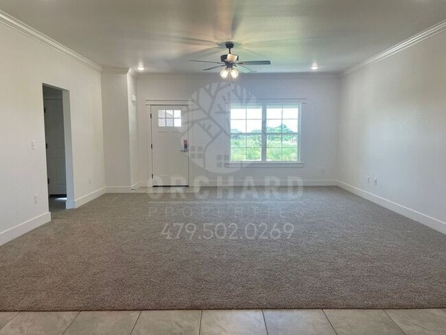Building Photo - Siloam Springs- Single-Family Home- Spacio...
