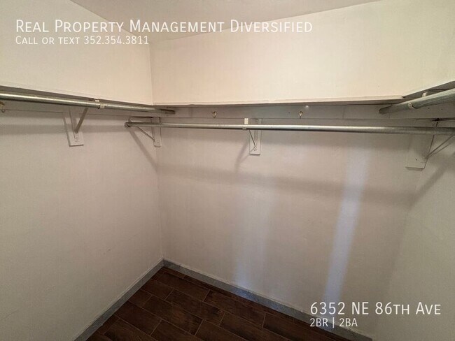 Building Photo - 6352 NE 86th Ave
