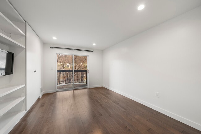 Building Photo - 417 Ellery Ct