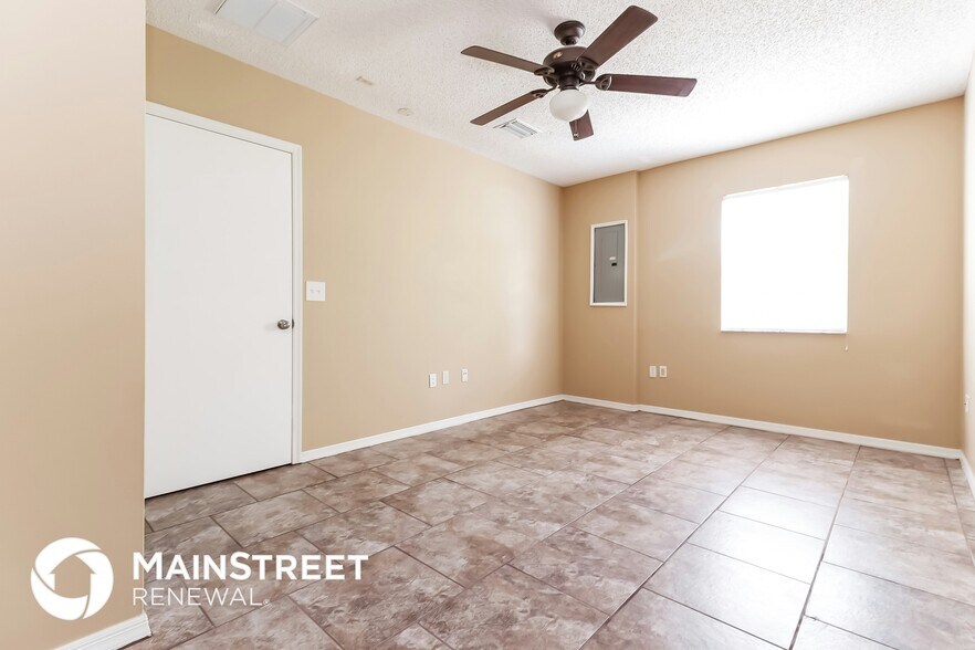 Building Photo - 3284 Lema Dr