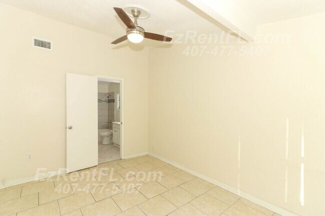 Building Photo - 5632 Lunsford Dr