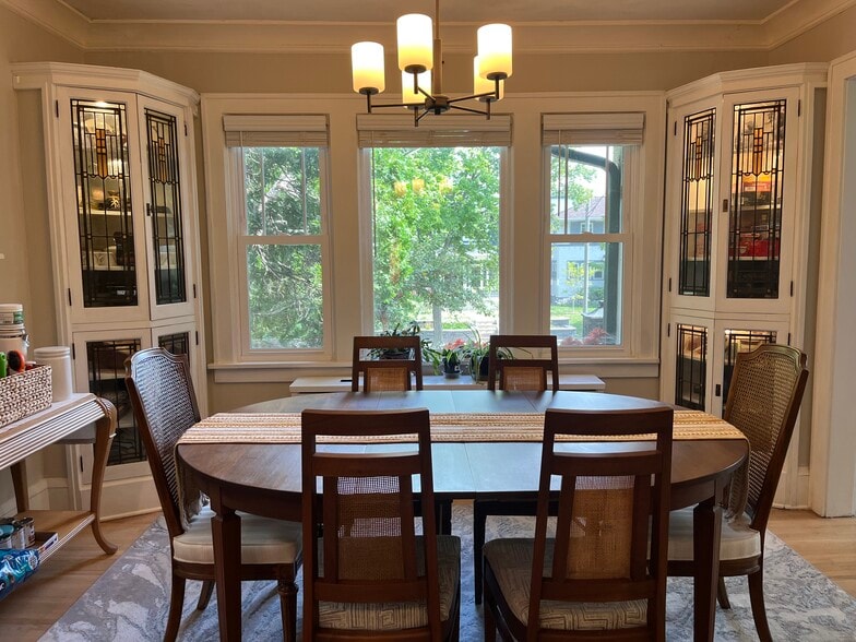 Building Photo - 4732 Harriet Ave