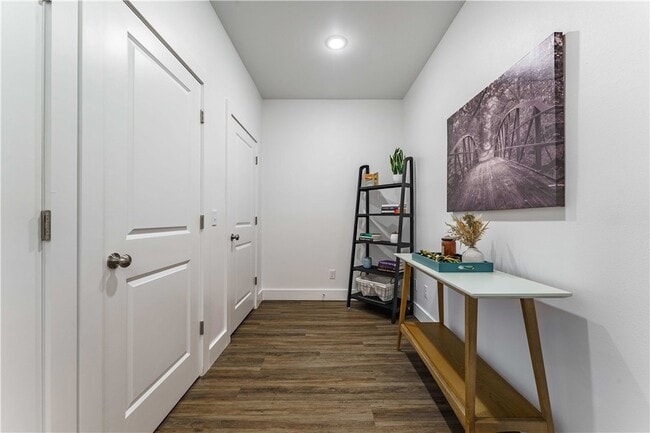 Building Photo - The Benton -  200 Ryan Unit Randolph | Woodruff