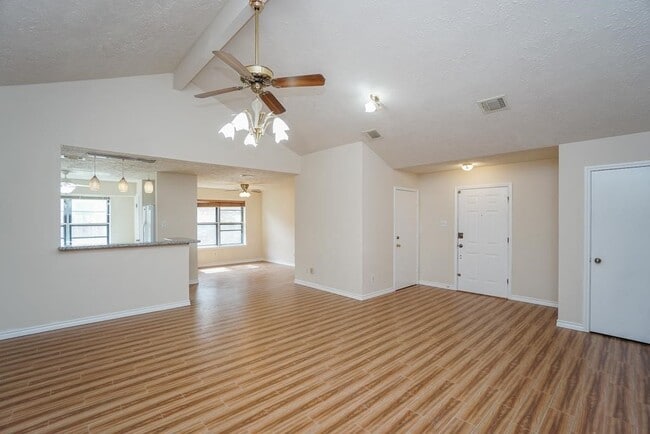 Building Photo - 2722 Amaranth Dr