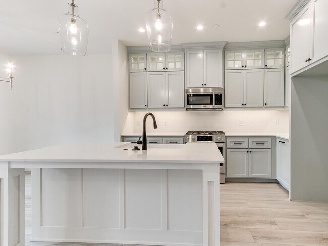 Primary Photo - Luxury, Zero Maintenance Living Edmond Townhome