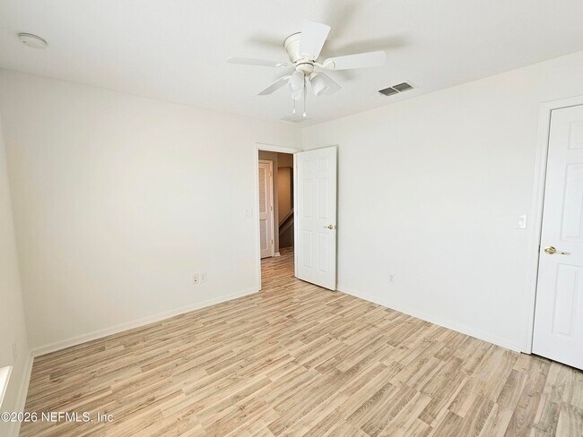 Building Photo - 535 Wooded Crossing Cir