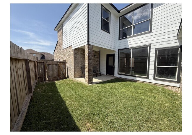 Building Photo - 4106 Forest Rain Ln