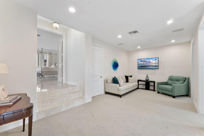 Building Photo - 3632 S Ocean Blvd