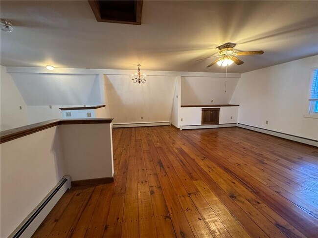 Building Photo - 31 Powel Ave