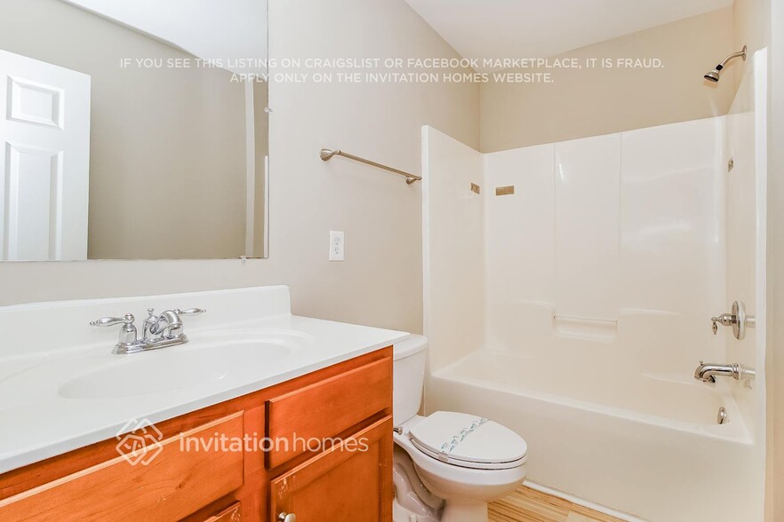 Building Photo - 224 Golden Valley Dr