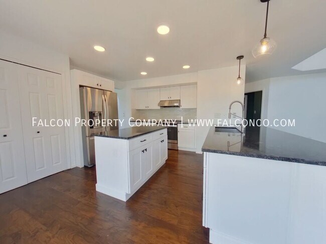Building Photo - 1111 Mt Estes Dr