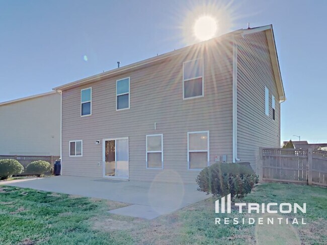 Building Photo - 114 Yarmouth Dr