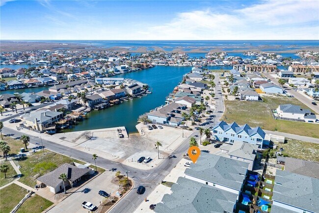 Building Photo - 14010 Fortuna Bay Dr