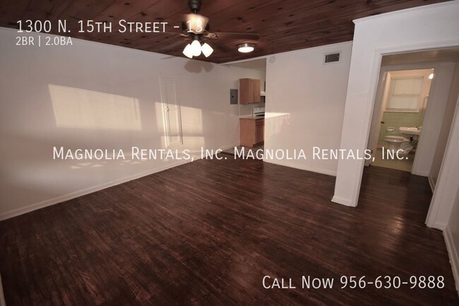 Building Photo - The Retro Apartments - All Utilities Inclu...
