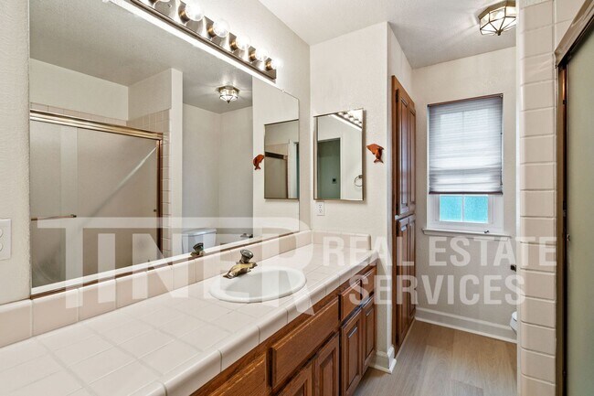 Building Photo - 3921 Rawhide Rd