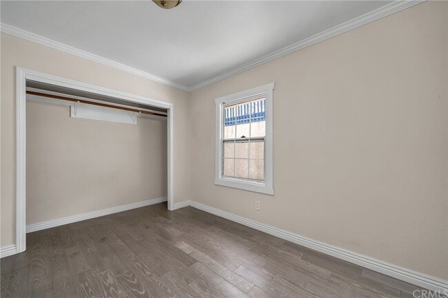 Building Photo - 3131 S Kerckhoff Ave