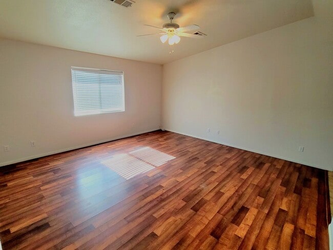 Building Photo - Modern Open Concept 3 Bedroom 2 Bath with Solar.