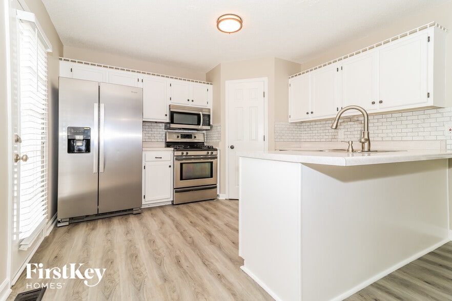 Building Photo - 197 Brentwood Dr