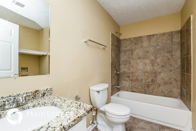 Building Photo - 5559 Princeton Oaks Ln