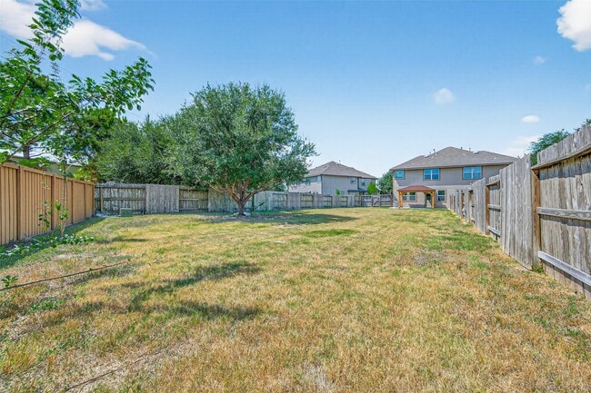 Building Photo - 6438 Haywards Crossing S Cir