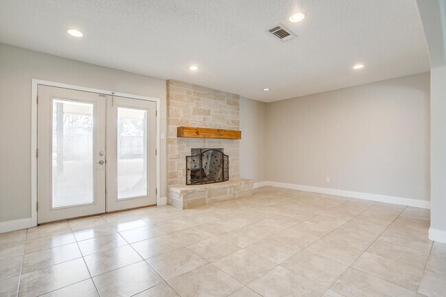 Building Photo - 1812 Winchester Way