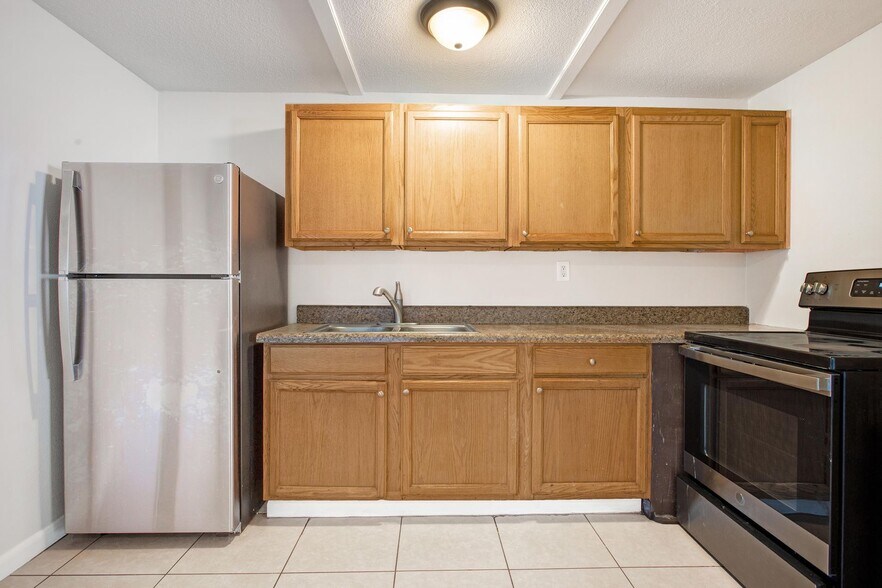 The Morton Apartments 501 W Ball St Plant City FL 33563 Apartment