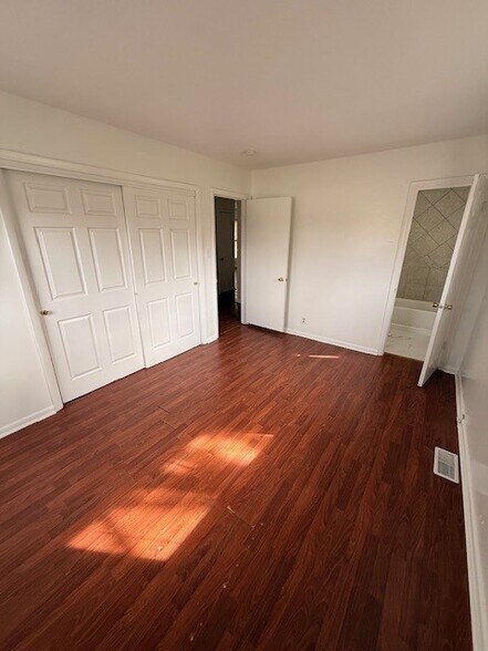 bedroom1 - 2256 N Pasadena St