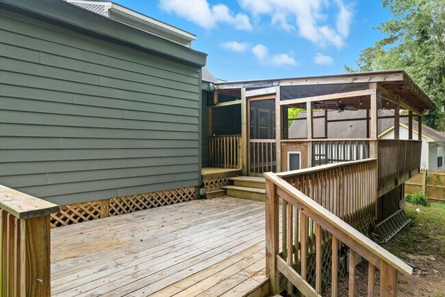 Building Photo - Covenient location in Fox Ridge subdivisio...
