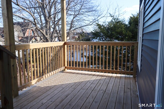 Building Photo - 55 Channing St