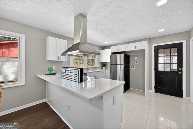 Building Photo - 2064 Gober Ave SE