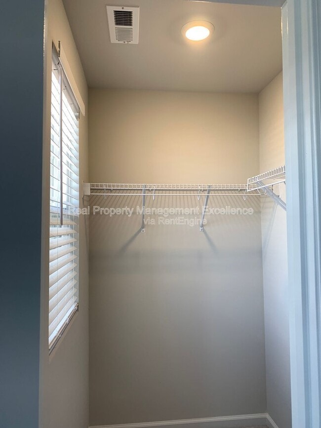 Building Photo - 473 Carolina Spgs Blvd