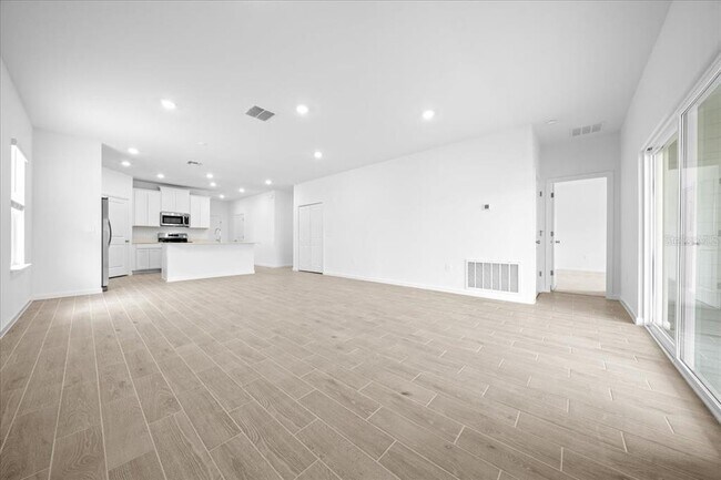 Building Photo - 6596 SW 89th Ln