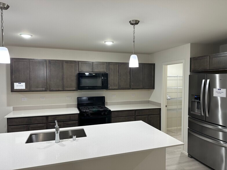 Building Photo - 11919 313th Ave SE