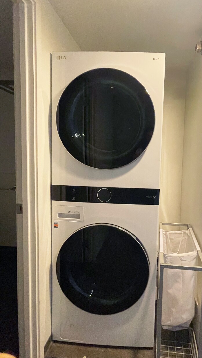 new washer dryer - 855 Folsom St