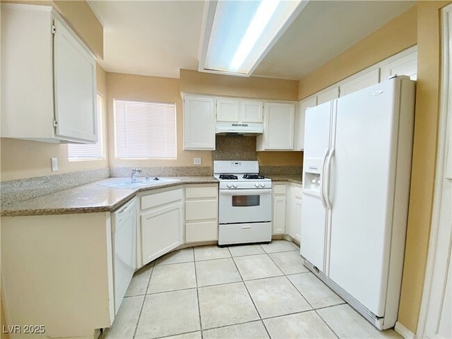 Building Photo - 8316 Cove Landing Ave