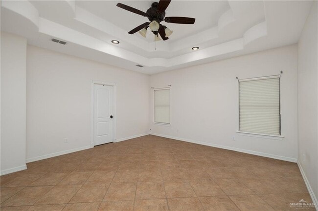 Building Photo - 616 N Dalobo Ave