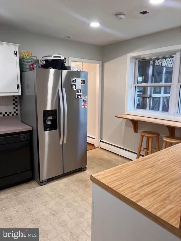 Building Photo - 6122 Rolling View Dr