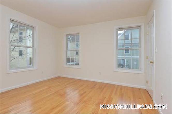 Building Photo - 6 Harleston St