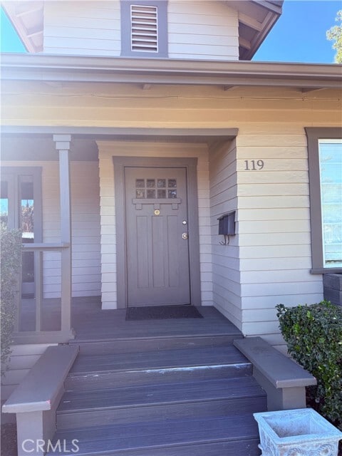 Building Photo - 119 N Cullen Ave