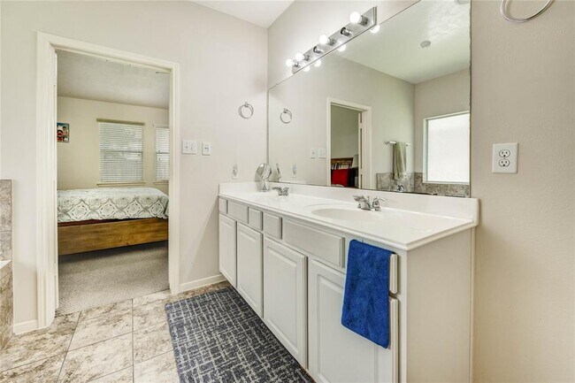 Building Photo - 21522 Mandarin Glen Cir