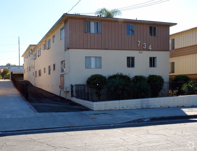Building Photo - 734 N Inglewood Ave