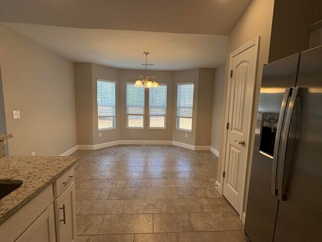 Building Photo - 104 Ringding Dr