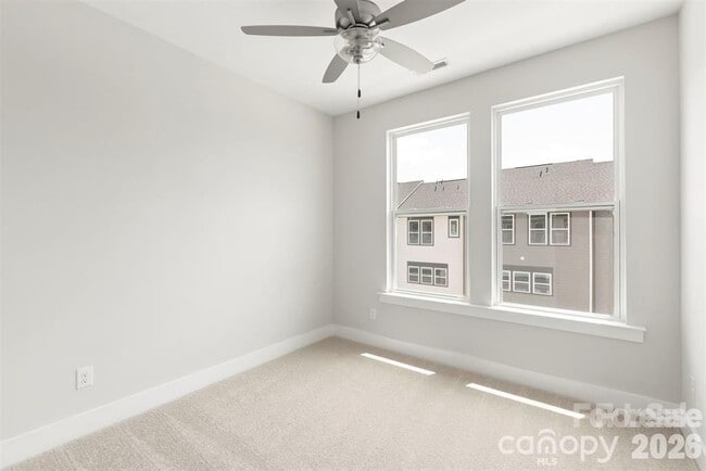 Building Photo - 417 Prine Pl