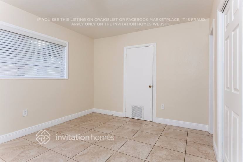 Building Photo - 1360 NW 173rd Terrace