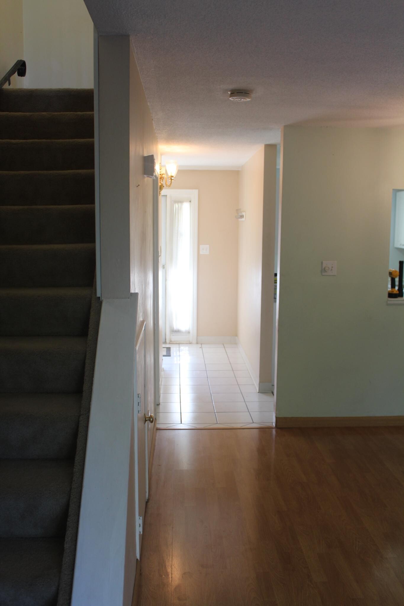 Building Photo - 10 Village Brook Ln