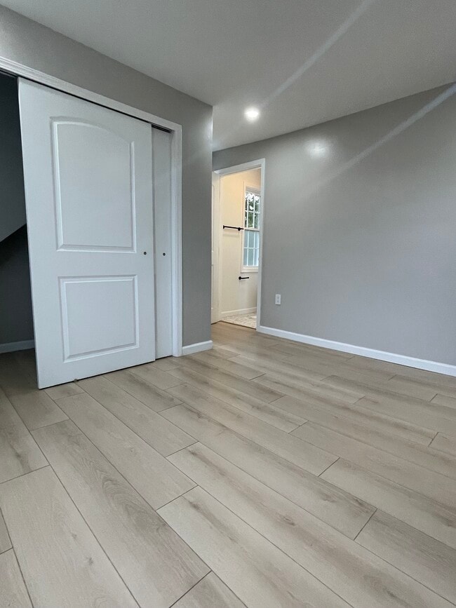 2nd floor Bed suite 1 - 805 S 17th St